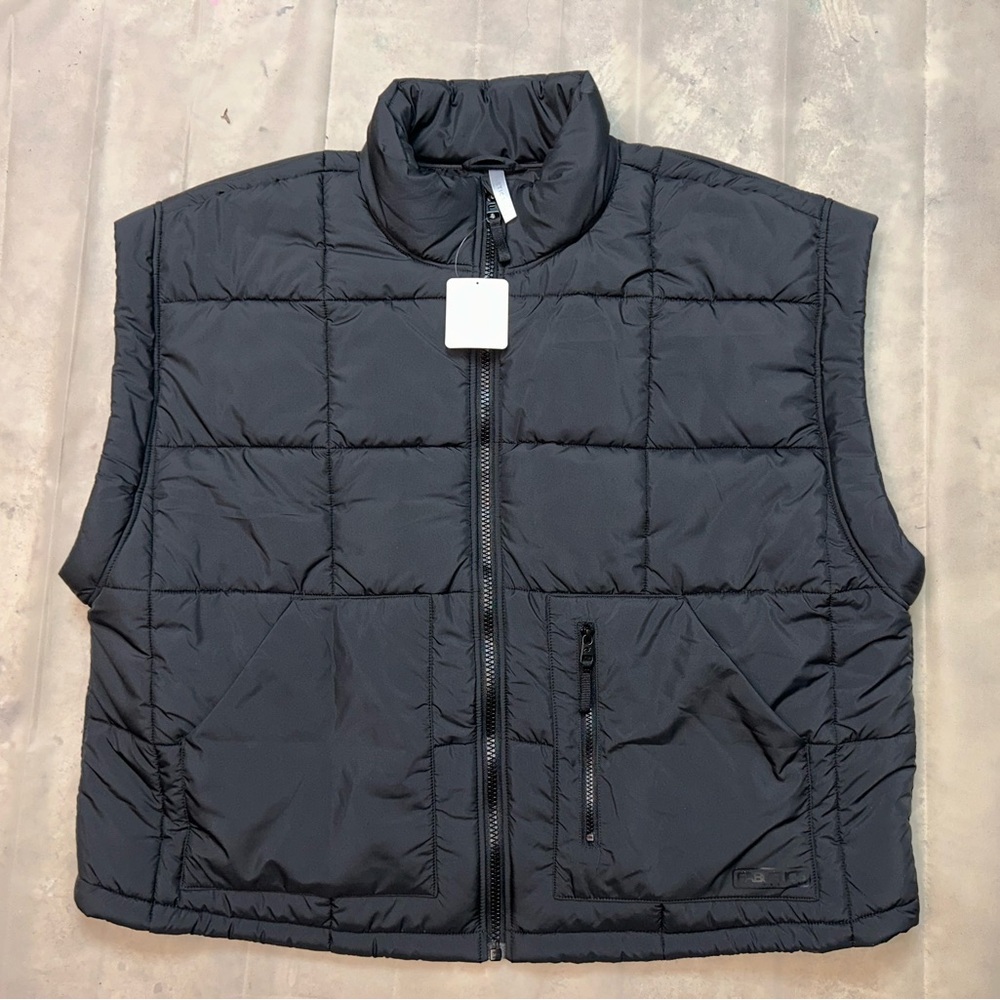 New With Tags Fabletics Jacket Cloud Nine Puffer Vest Black Size 2XL